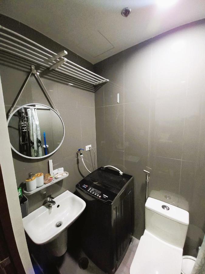 Air Residences Condominium Deluxe Manila Exterior photo