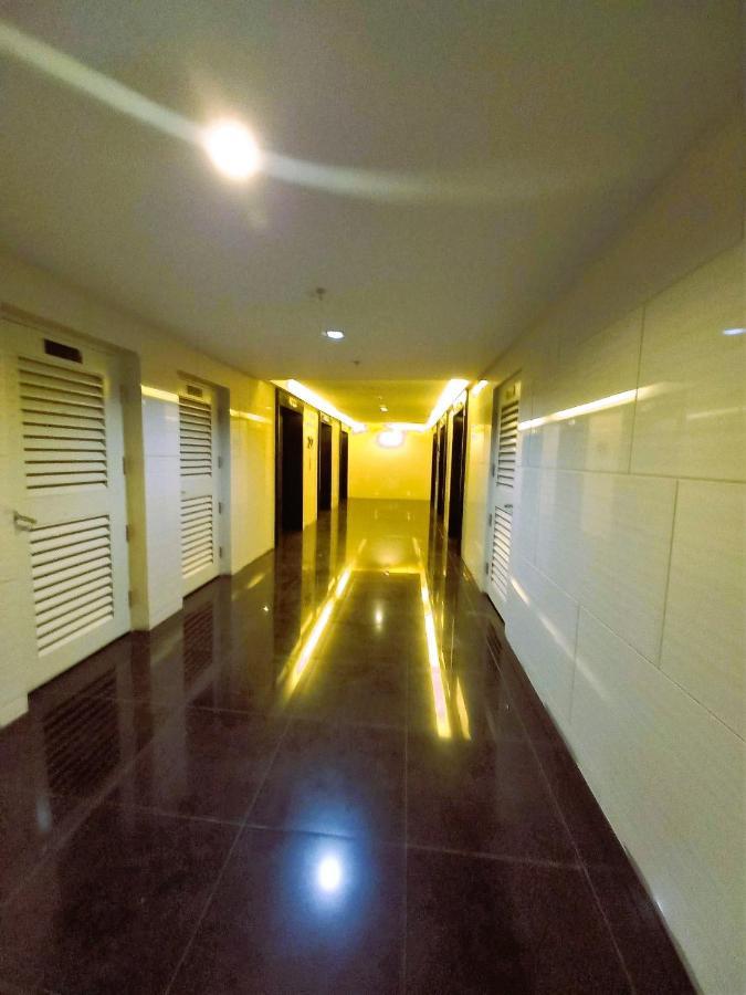 Air Residences Condominium Deluxe Manila Exterior photo