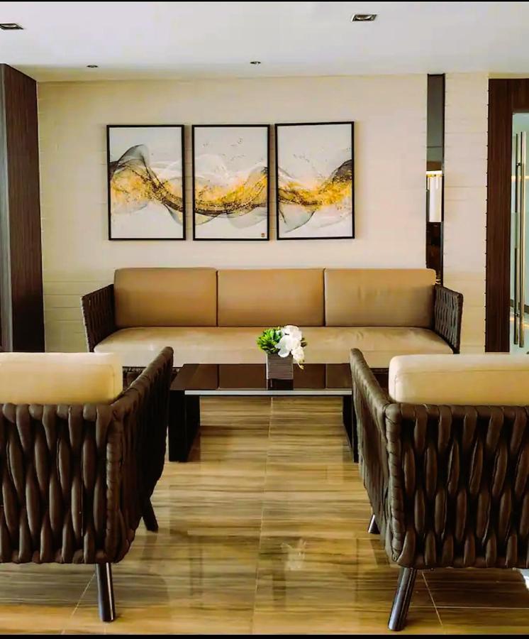 Air Residences Condominium Deluxe Manila Exterior photo
