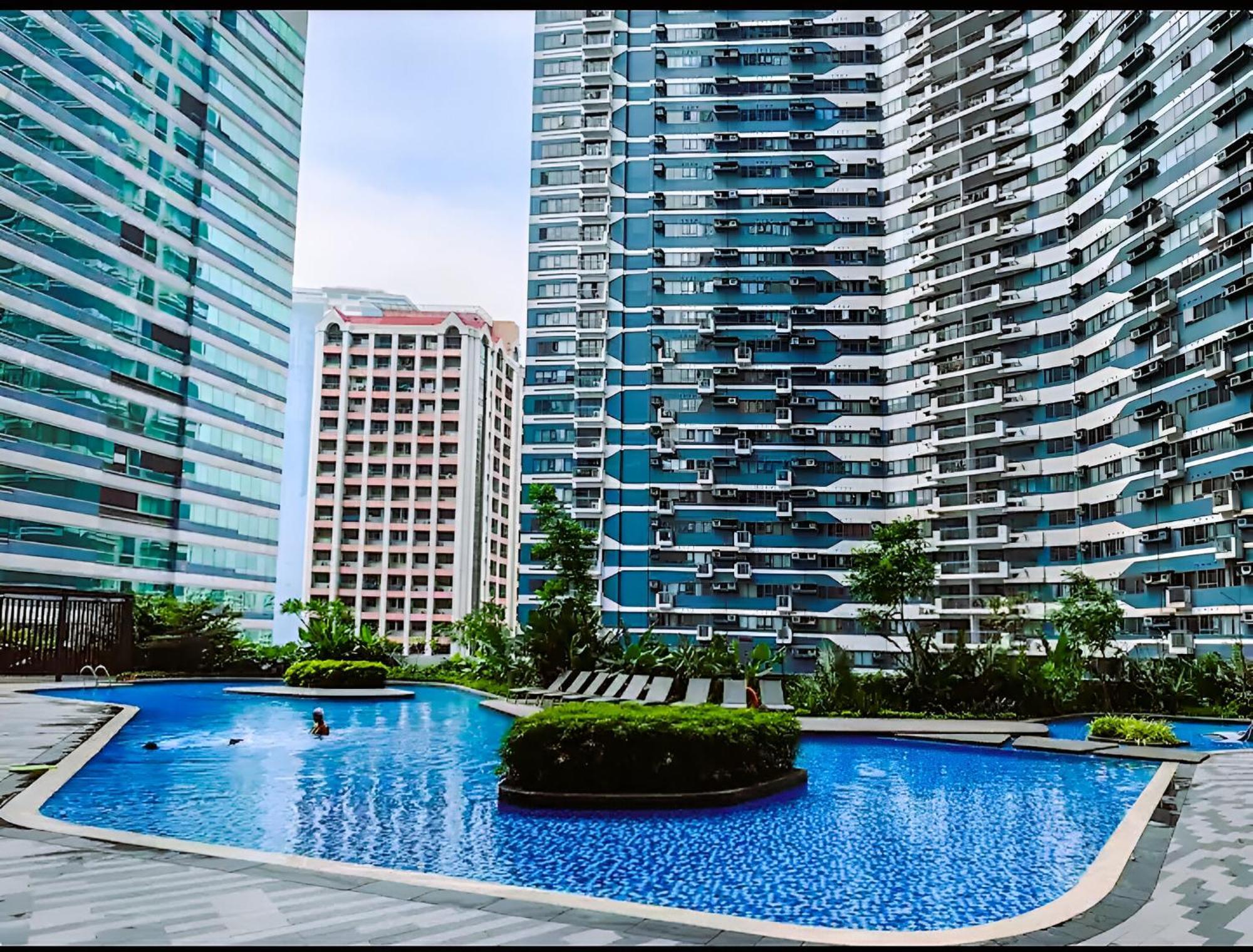 Air Residences Condominium Deluxe Manila Exterior photo